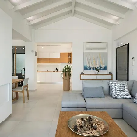 White Harmony Villa *
